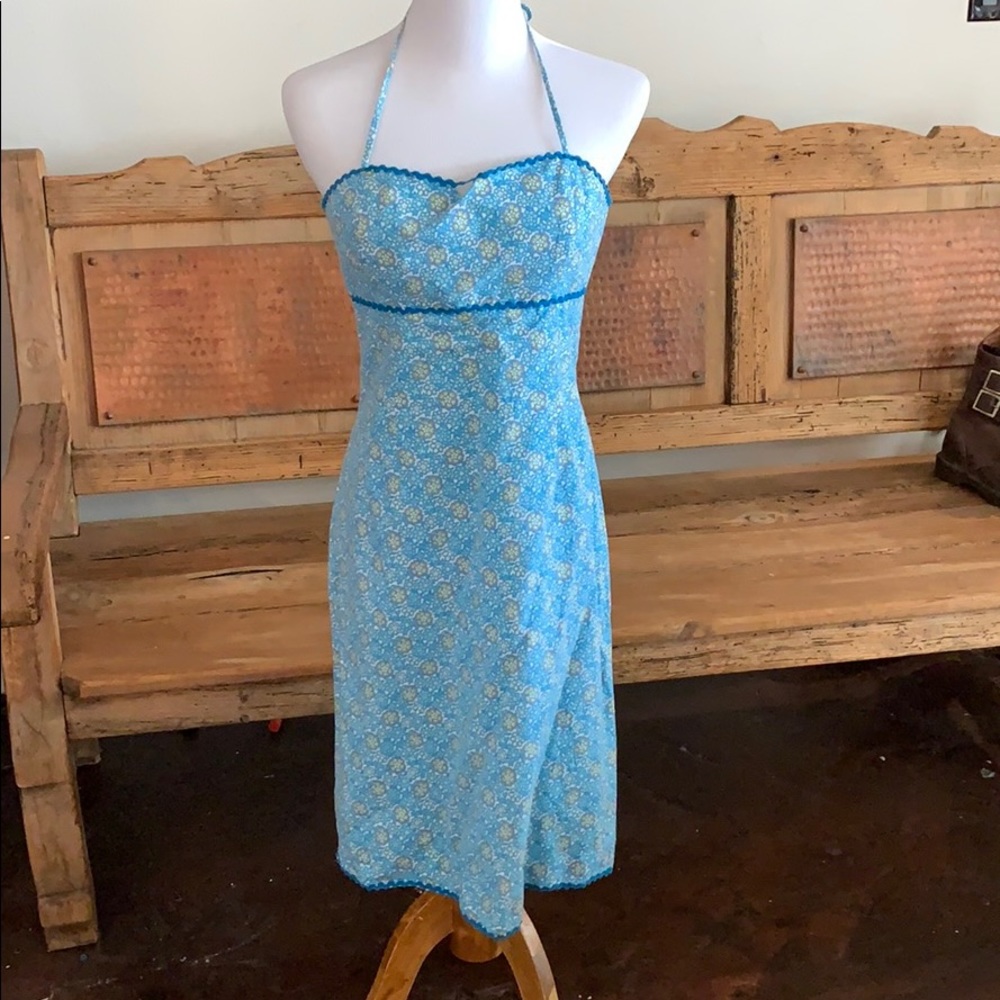 Sweet cotton dress with fun detailing